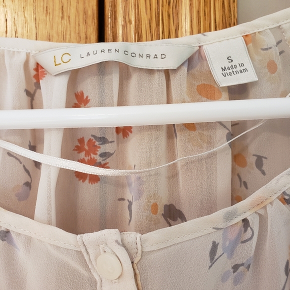 Lauren Conrad Sheer Top - Picture 2 of 3